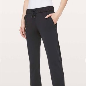 Lululemon - 4 - on the fly pant black full length